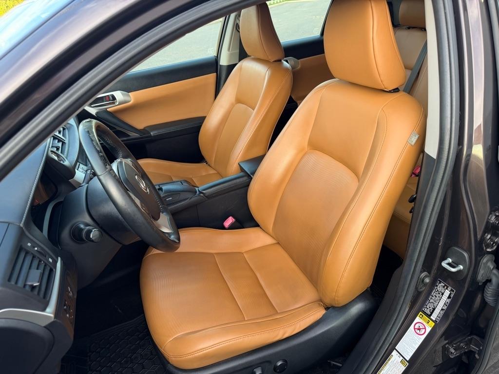 Lexus CT 200h 5dr Sdn Hybrid 2013
