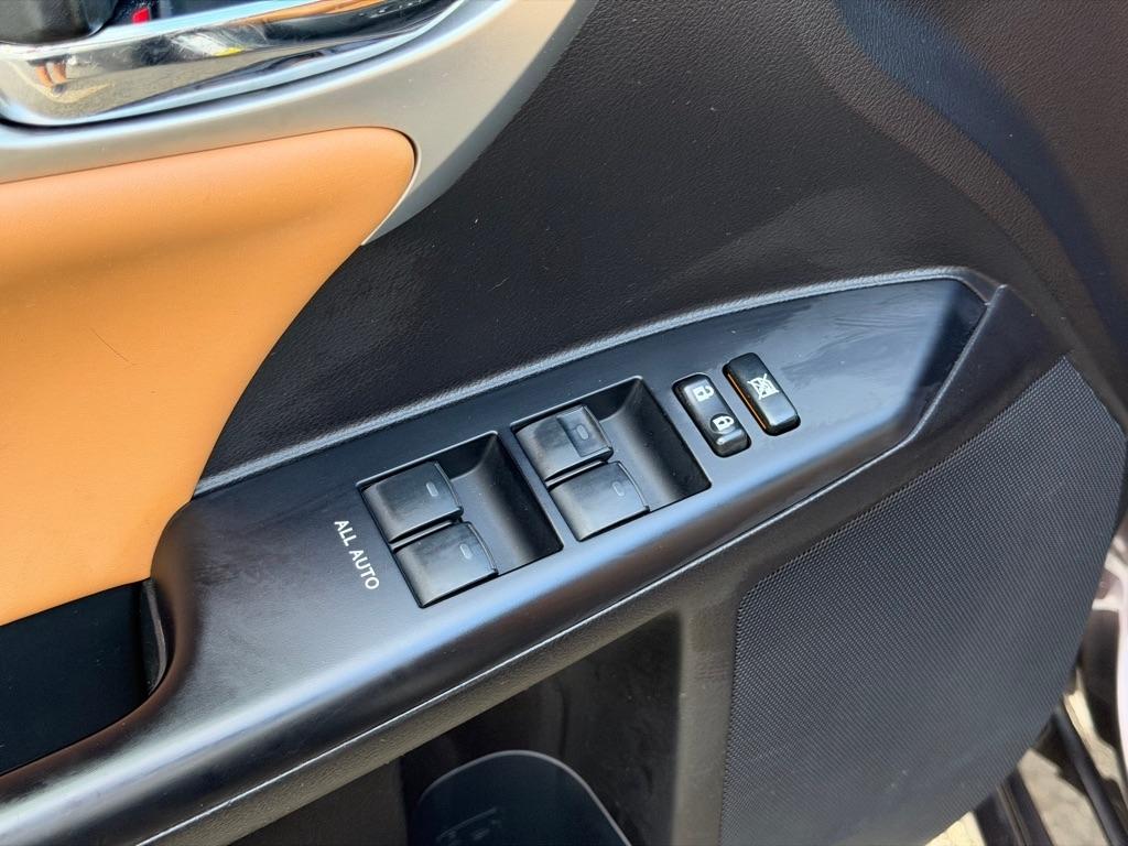 Lexus CT 200h 5dr Sdn Hybrid 2013