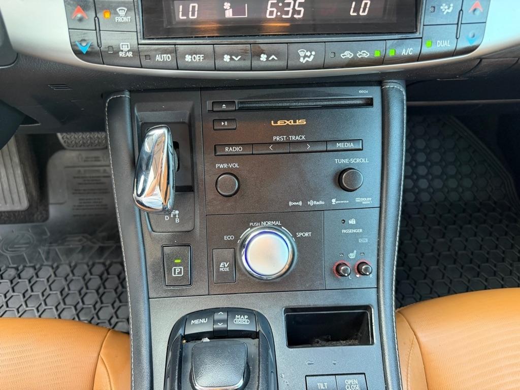 Lexus CT 200h 5dr Sdn Hybrid 2013