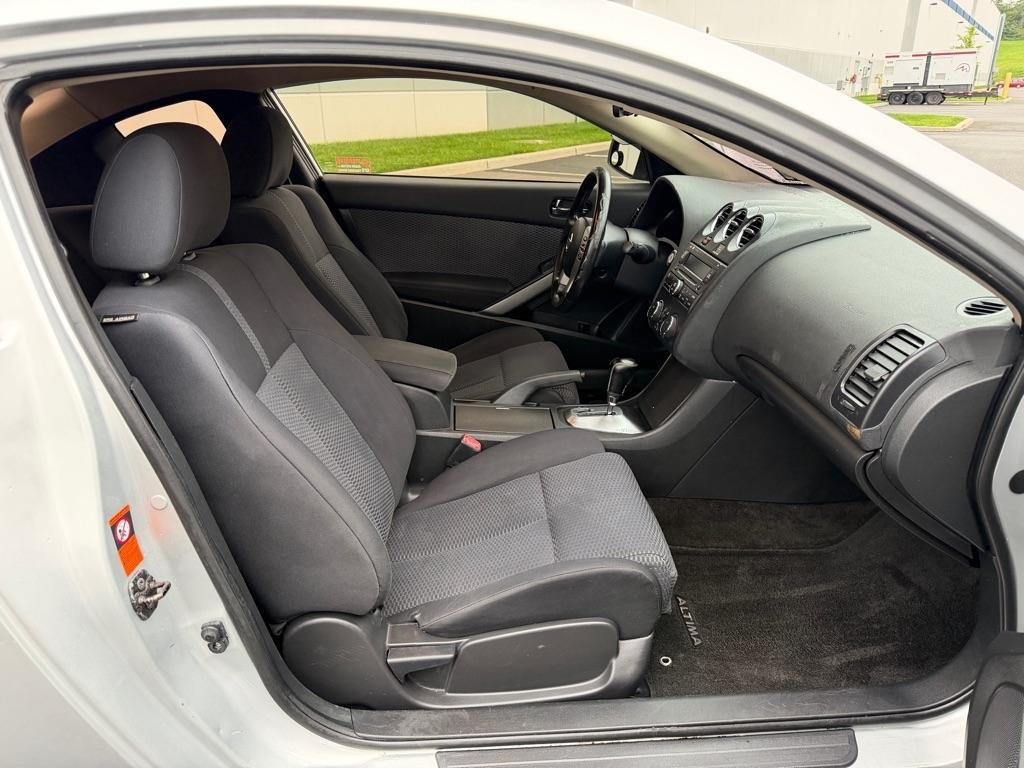 Nissan Altima S 2009