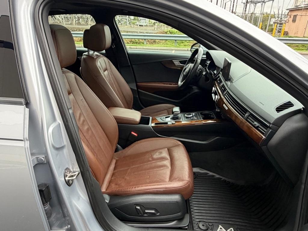 Audi A4 2.0 TFSI Auto Premium quattro AWD 2017