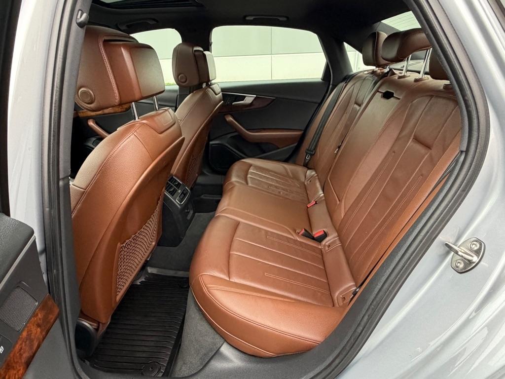 Audi A4 2.0 TFSI Auto Premium quattro AWD 2017