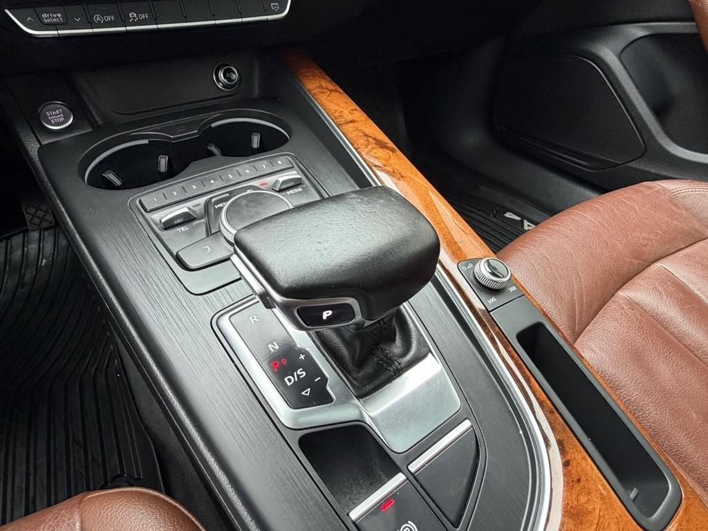 Audi A4 2.0 TFSI Auto Premium quattro AWD 2017