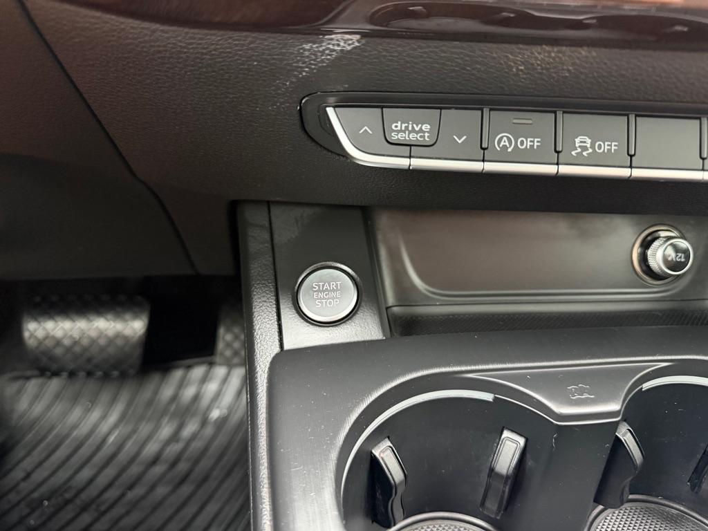 Audi A4 2.0 TFSI Auto Premium quattro AWD 2017
