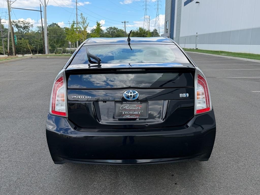 Toyota Prius 5dr HB Four (Natl) 2015