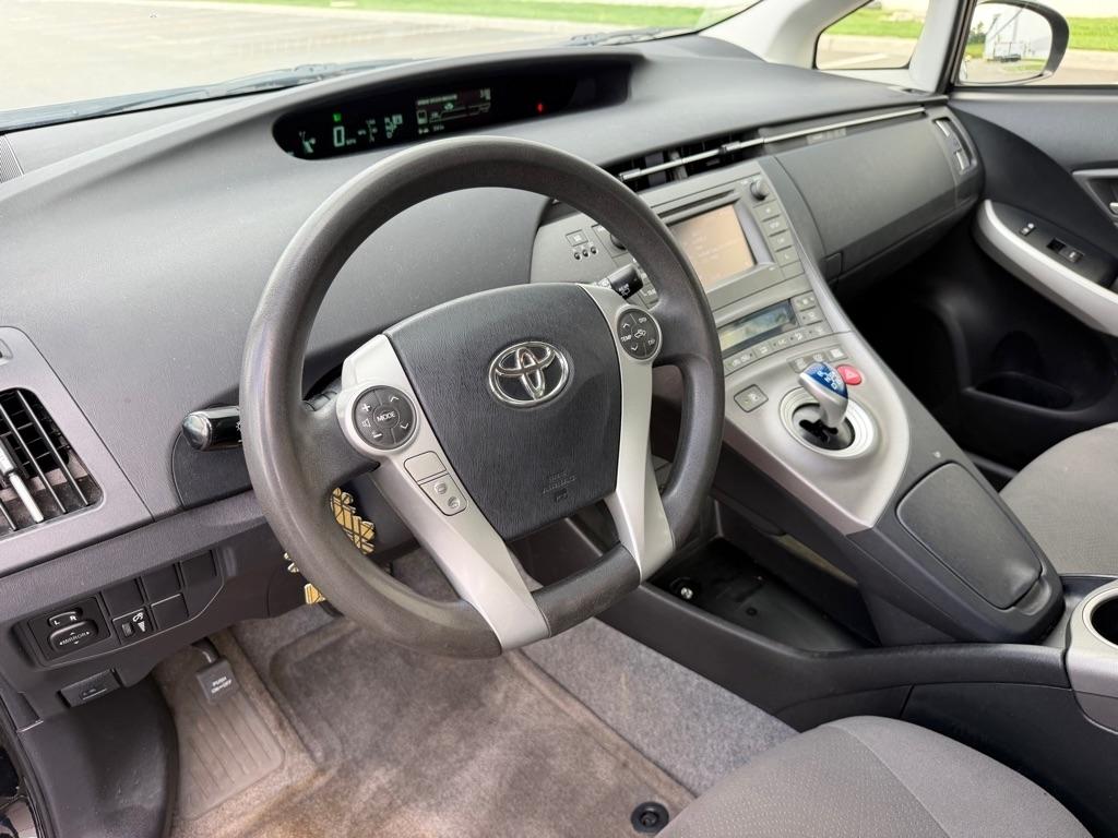 Toyota Prius 5dr HB Four (Natl) 2015