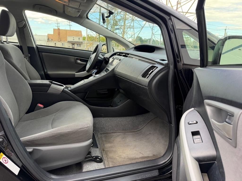 Toyota Prius 5dr HB Four (Natl) 2015