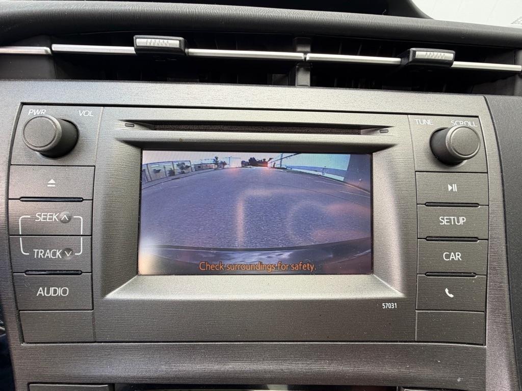 Toyota Prius 5dr HB Four (Natl) 2015