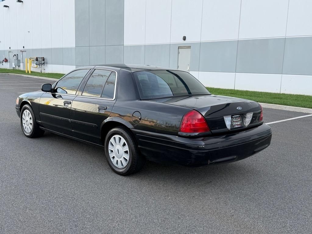 Ford Police Interceptor  2006