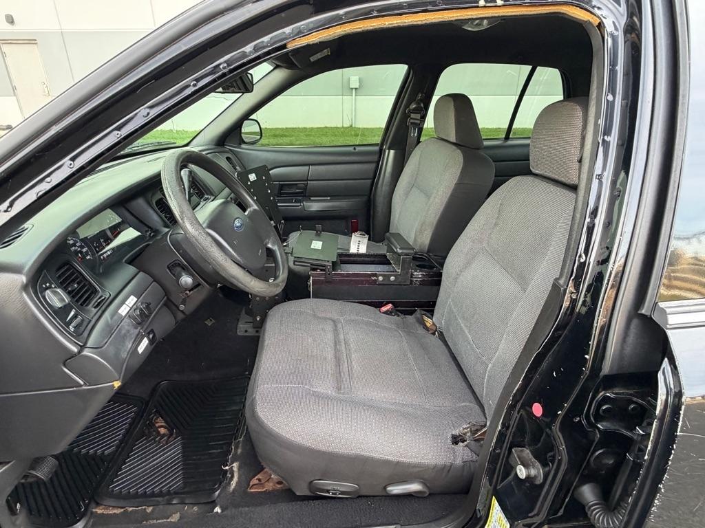 Ford Police Interceptor  2006