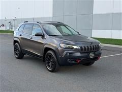 2020 Jeep Cherokee 