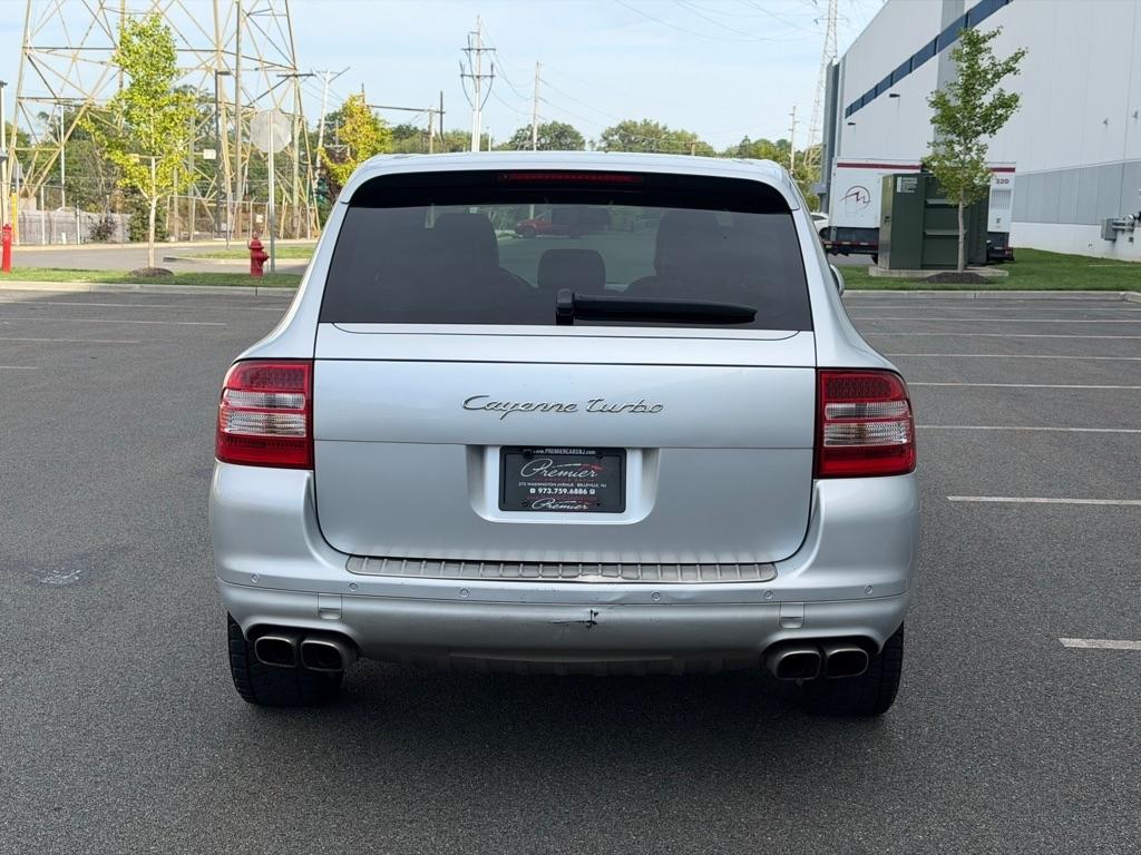 Porsche Cayenne 4dr Turbo 2004