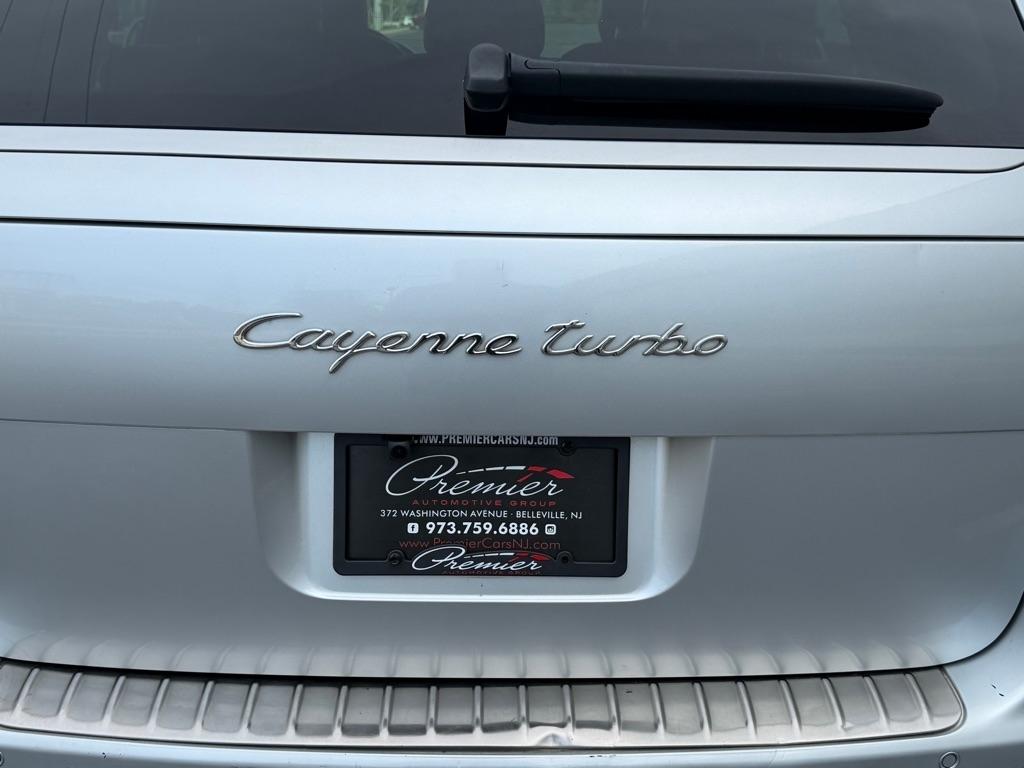Porsche Cayenne 4dr Turbo 2004