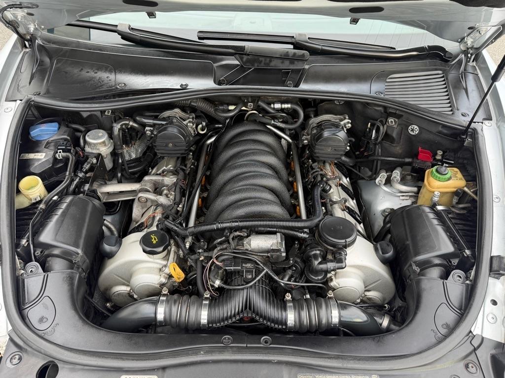 Porsche Cayenne 4dr Turbo 2004