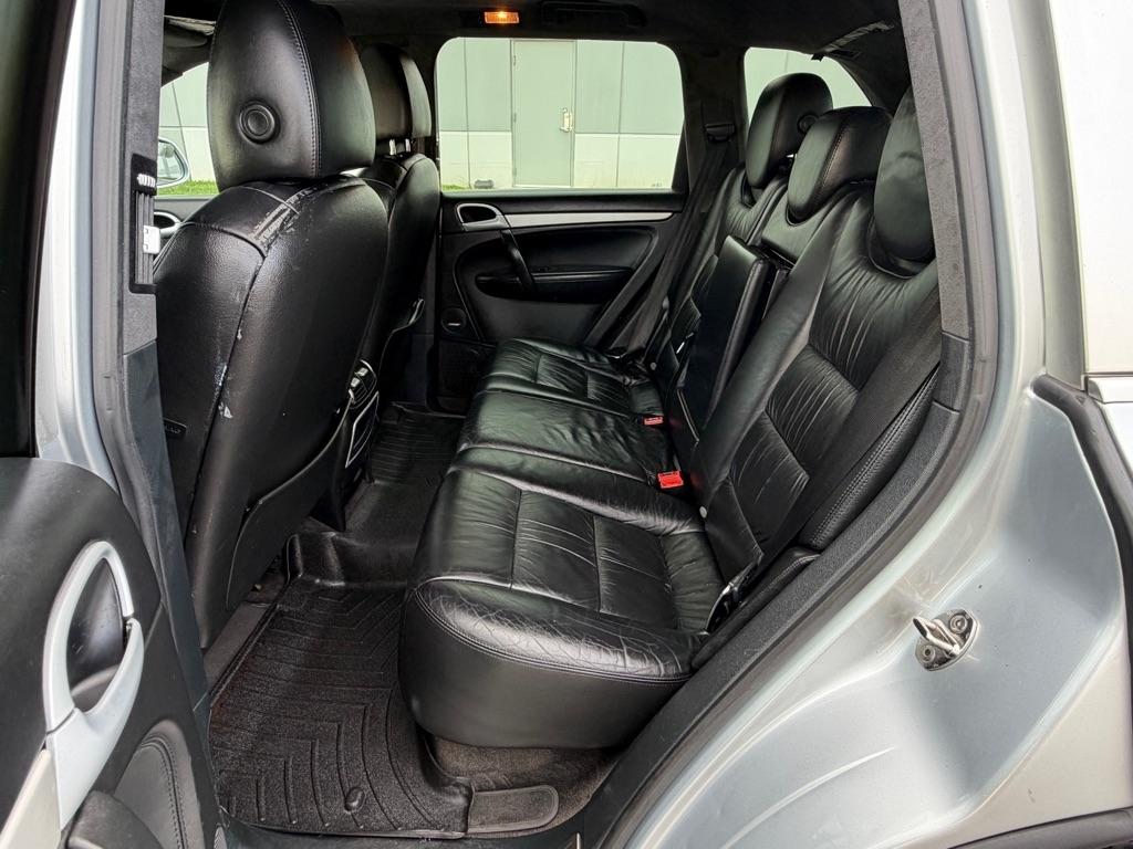 Porsche Cayenne 4dr Turbo 2004