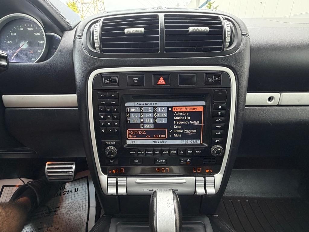 Porsche Cayenne 4dr Turbo 2004