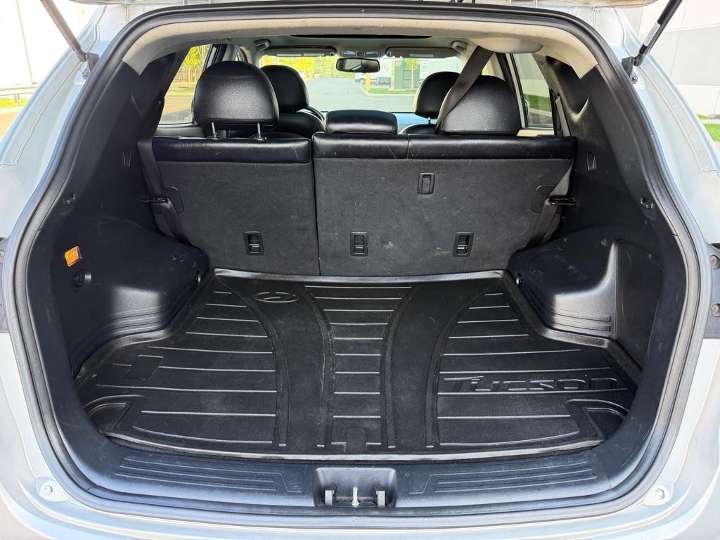 Hyundai Tucson AWD 4dr Auto Limited PZEV 2011