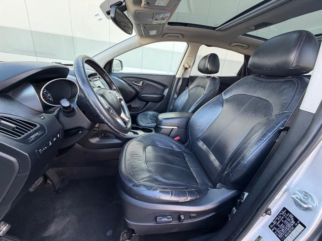 Hyundai Tucson AWD 4dr Auto Limited PZEV 2011