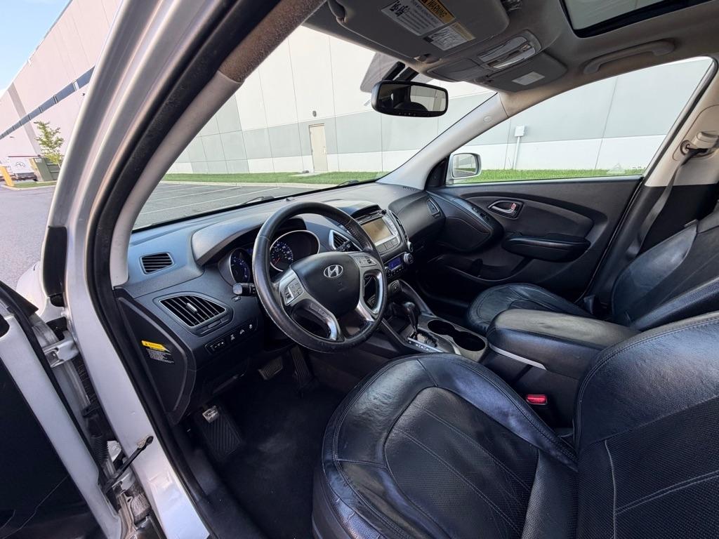 Hyundai Tucson AWD 4dr Auto Limited PZEV 2011