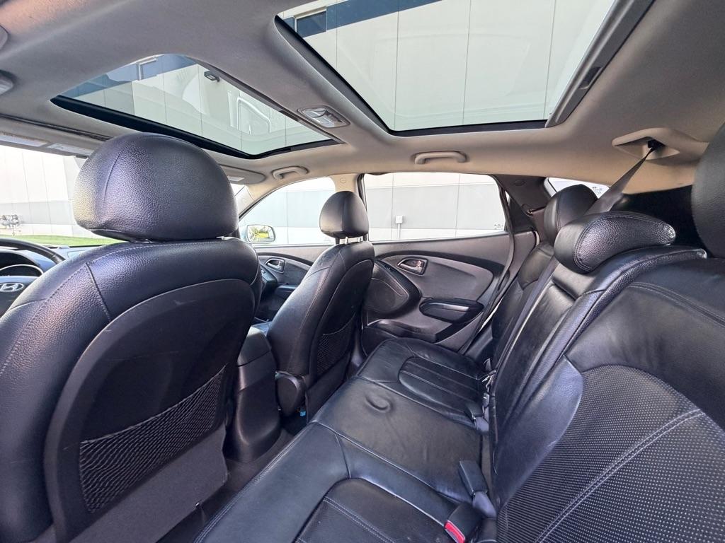 Hyundai Tucson AWD 4dr Auto Limited PZEV 2011