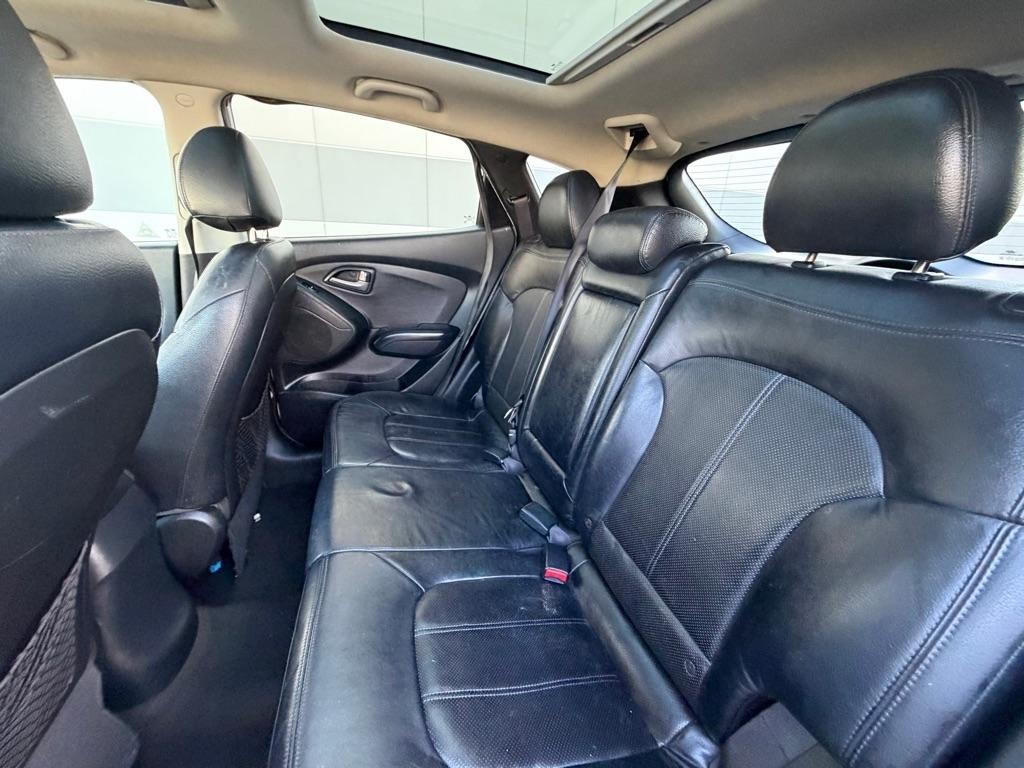 Hyundai Tucson AWD 4dr Auto Limited PZEV 2011