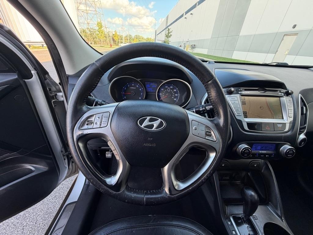 Hyundai Tucson AWD 4dr Auto Limited PZEV 2011
