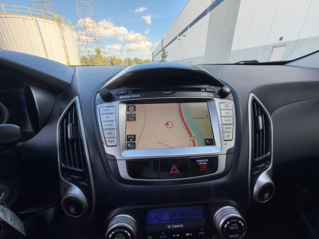 Hyundai Tucson AWD 4dr Auto Limited PZEV 2011
