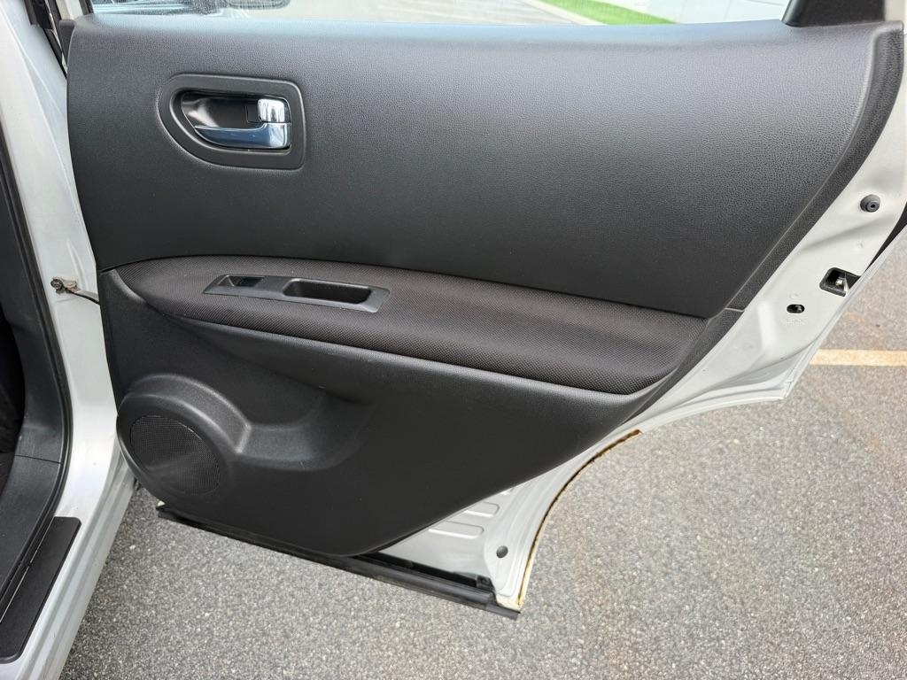 Nissan Rogue AWD 4dr S 2009