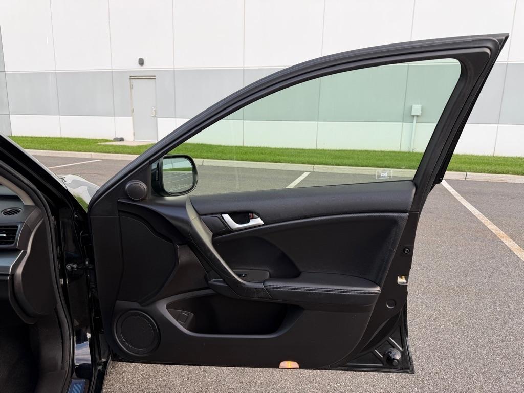 Acura TSX 4dr Sdn I4 Auto Tech Pkg 2012