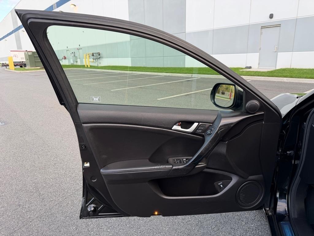 Acura TSX 4dr Sdn I4 Auto Tech Pkg 2012