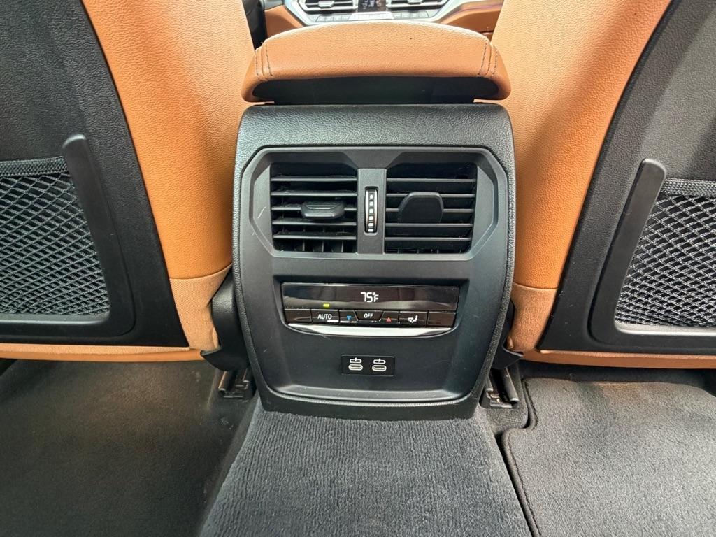 BMW 3 Series  2021
