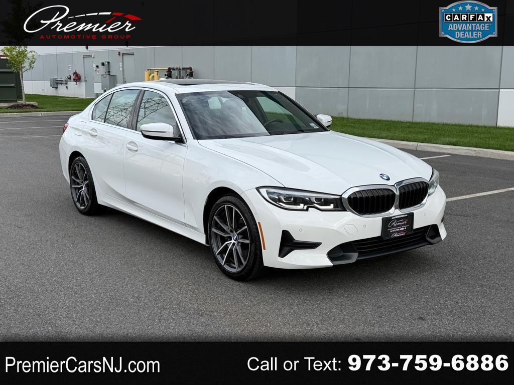 2021 BMW 3 Series 330i xDrive Sedan white / Cognac