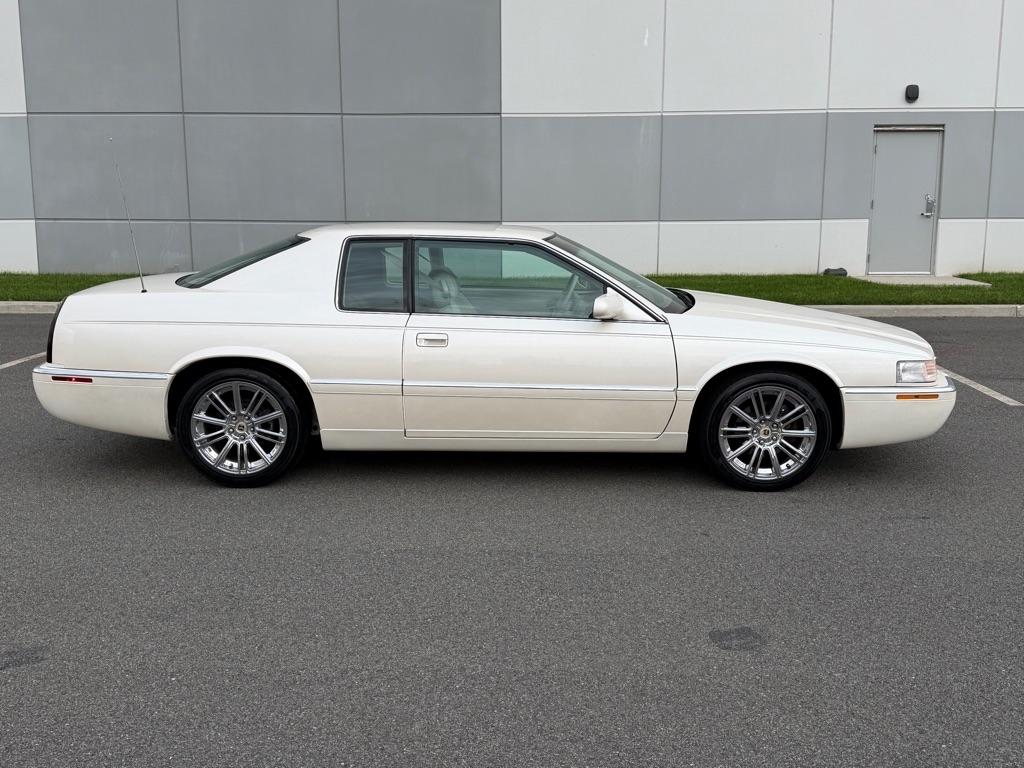 Cadillac Eldorado 2dr Cpe ESC 2000