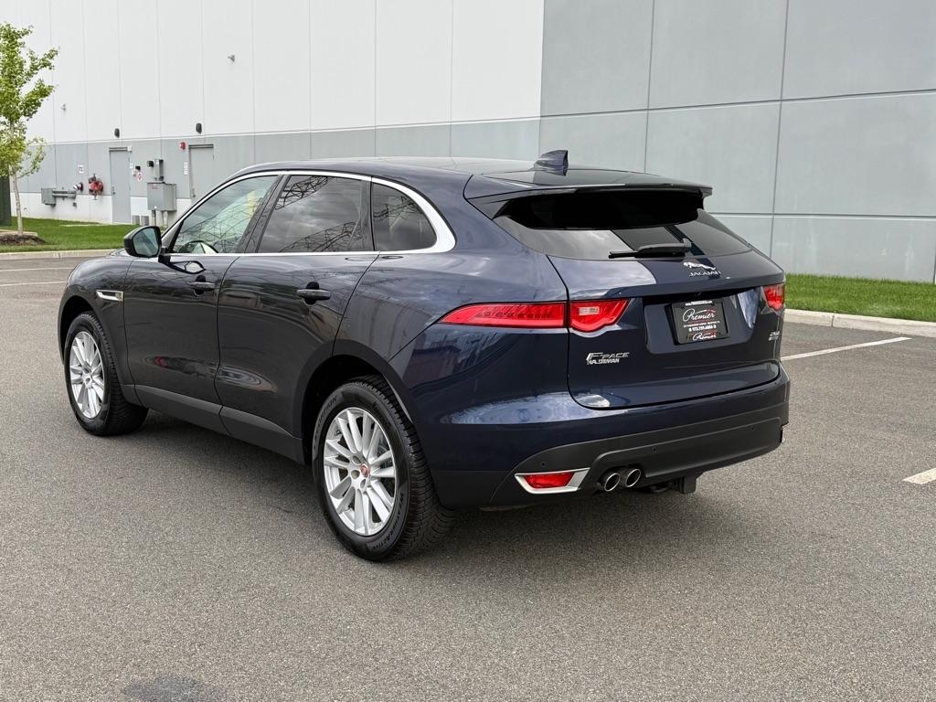 Jaguar F-Pace  2017