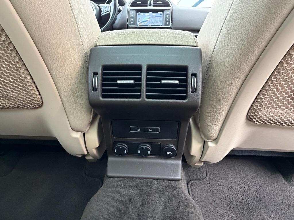Jaguar F-Pace  2017
