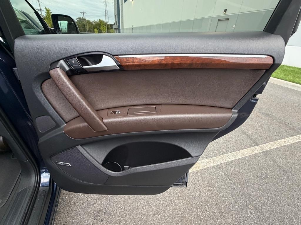 Audi Q7 quattro 4dr 3.0L TDI Premium Plus 2015