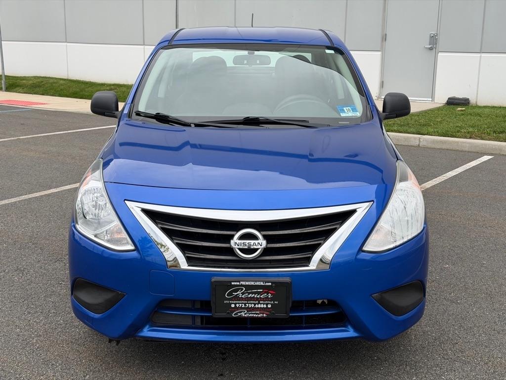 Nissan Versa  2015