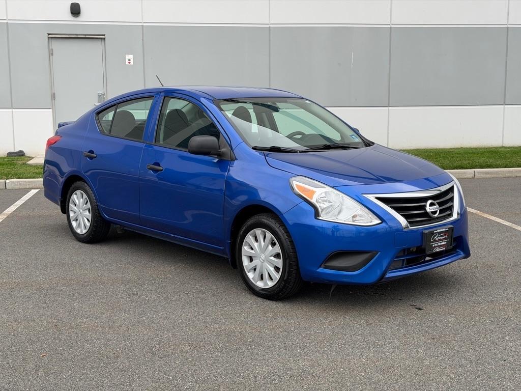 Nissan Versa  2015