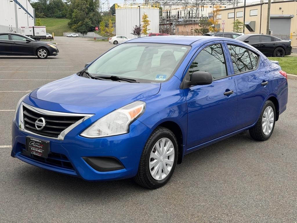 Nissan Versa  2015