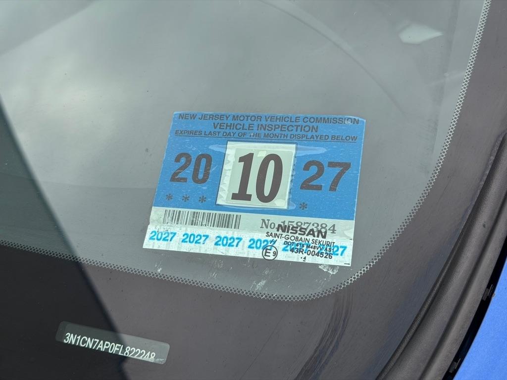 Nissan Versa  2015