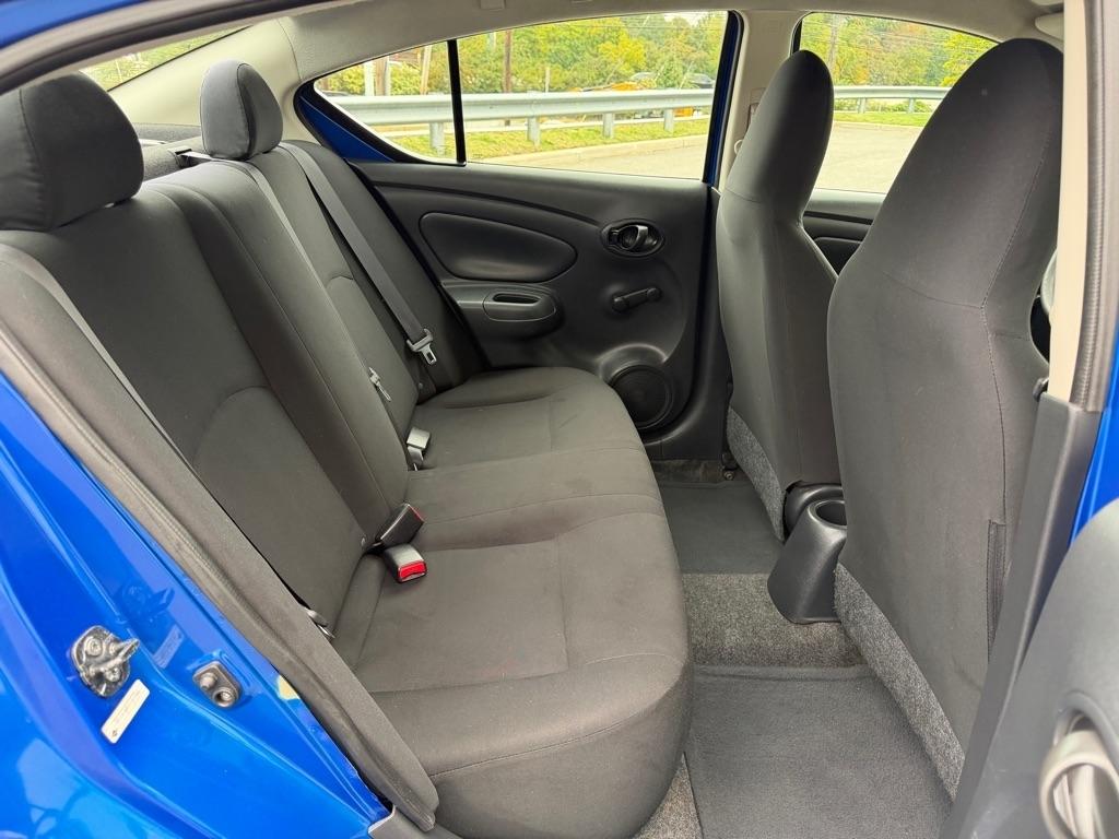Nissan Versa  2015