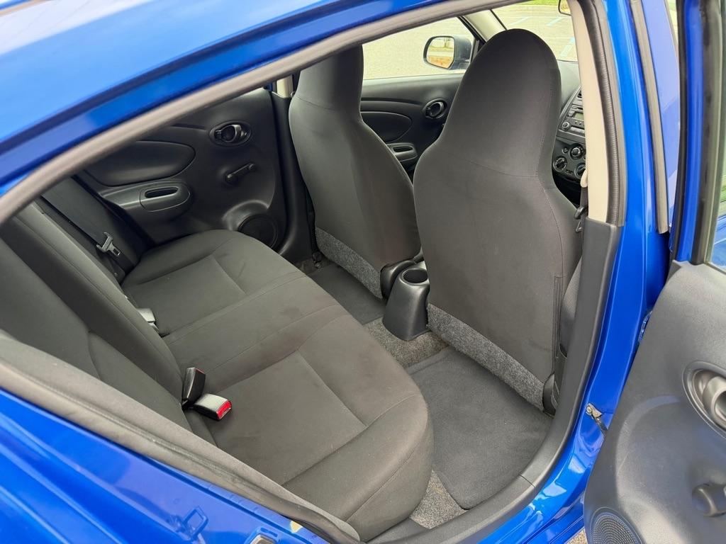 Nissan Versa  2015