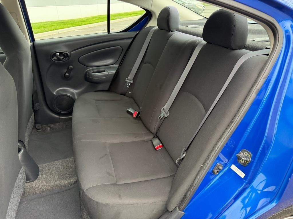 Nissan Versa  2015