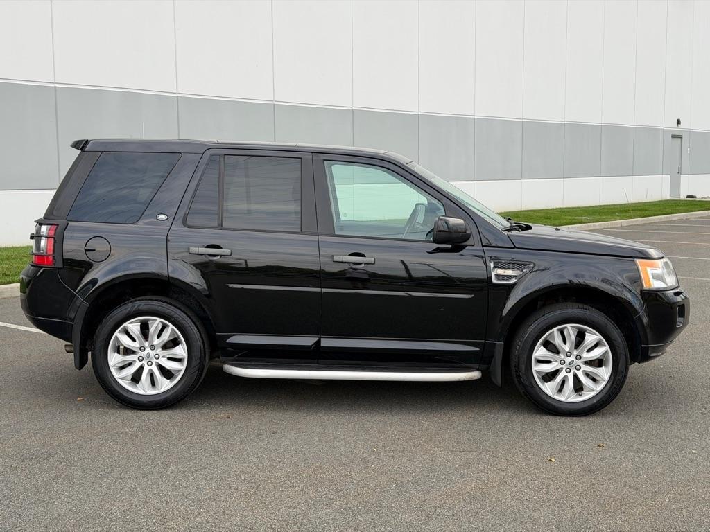 Land Rover LR2  2011