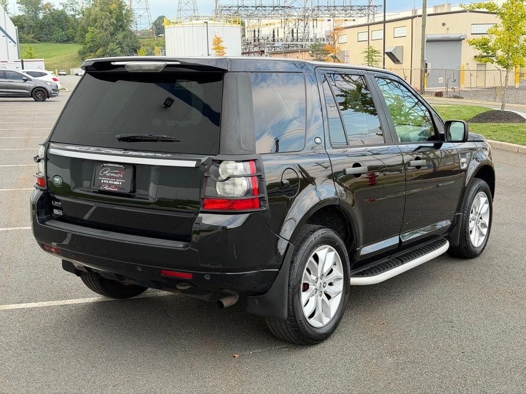 Land Rover LR2  2011