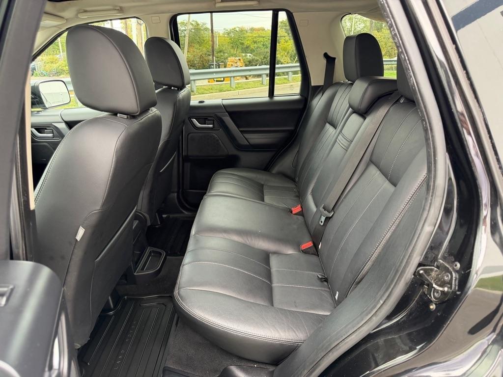 Land Rover LR2  2011