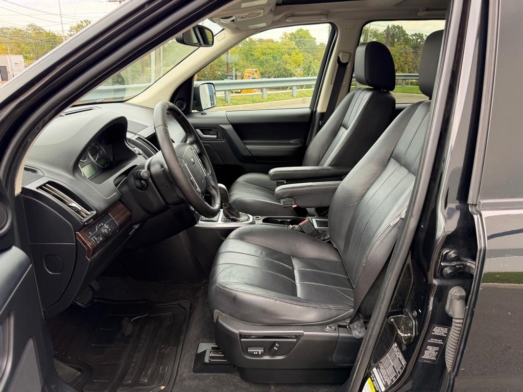 Land Rover LR2  2011