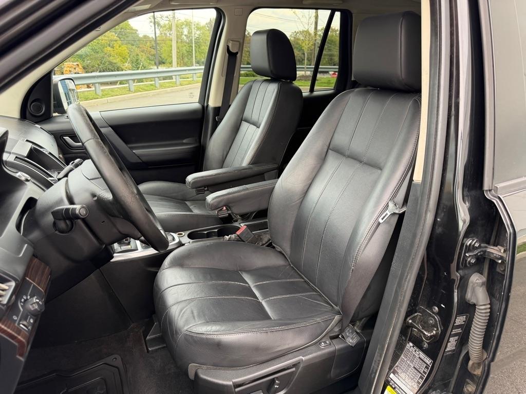 Land Rover LR2  2011