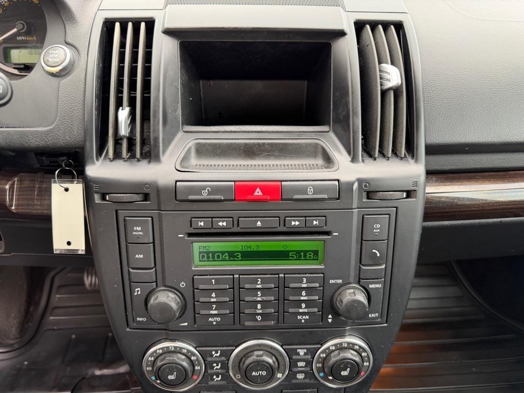 Land Rover LR2  2011