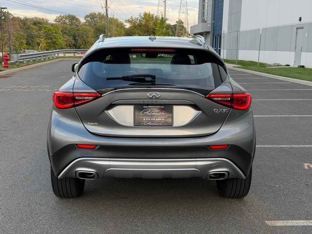 Infiniti QX30 Premium AWD 2018